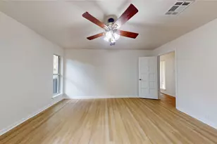 12618 Misty Valley Dr, Houston, TX 77066 - Photo 32