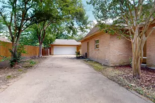 12618 Misty Valley Dr, Houston, TX 77066 - Photo 4
