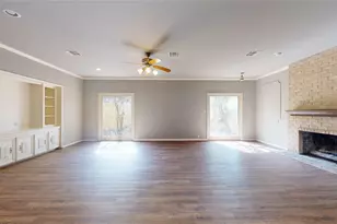 12618 Misty Valley Dr, Houston, TX 77066 - Photo 2