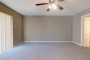 12618 Misty Valley Dr, Houston, TX 77066 - Photo 32
