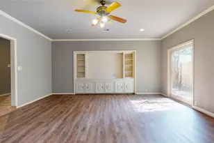 12618 Misty Valley Dr, Houston, TX 77066 - Photo 8