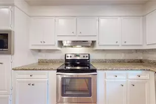 12618 Misty Valley Dr, Houston, TX 77066 - Photo 16