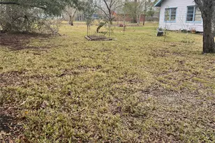 2913 Wagon Trail Rd, Pearland, TX 77584 - Photo 2