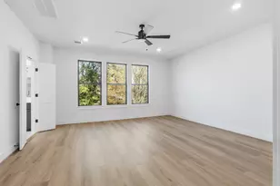 1418 Caywood Ln, Houston, TX 77055 - Photo 10