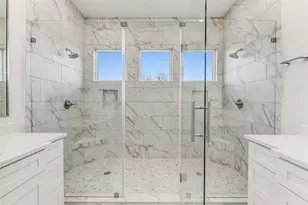 806 Fisher St, Houston, TX 77018 - Photo 2