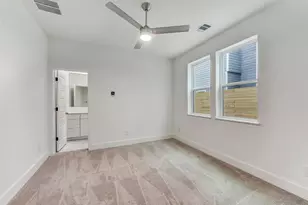 806 Fisher St, Houston, TX 77018 - Photo 28
