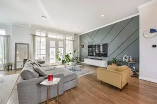 1040 W 26th St, Houston, TX 77008 - Photo 20