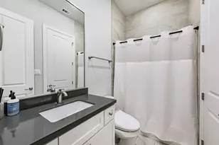 1040 W 26th St, Houston, TX 77008 - Photo 34