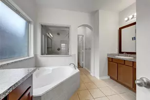 632 Kickapoo Ct, Webster, TX 77598 - Photo 6