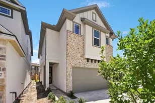 2971 Pk Hl Ln, Stafford, TX 77477 - Photo 2