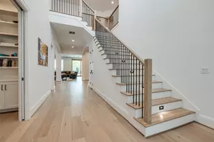 907 W 43rd St, Houston, TX 77018 - Photo 16