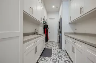 907 W 43rd St, Houston, TX 77018 - Photo 24