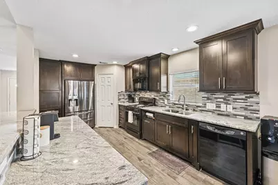 4717 Glencastle Court, Kingwood, TX 77345 - Photo 6