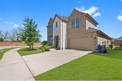 4911 Thunder Creek Lane, Sugar Land, TX 77479 - Photo 16