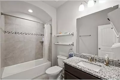 4911 Thunder Creek Lane, Sugar Land, TX 77479 - Photo 4