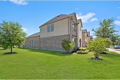 4911 Thunder Creek Lane, Sugar Land, TX 77479 - Photo 14
