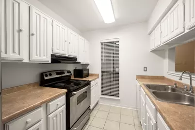 3500 Tangle Brush Drive #102, The Woodlands, TX 77381 - Photo 6