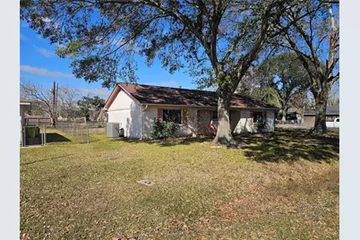 1802 Junker Street, Rosenberg, TX 77471 - Photo 2