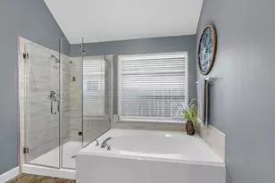 13206 Gentle Water Dr, Houston, TX 77044 - Photo 24