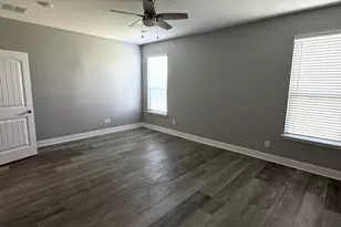 199 Kennicott Dr, Kyle, TX 78640 - Photo 6