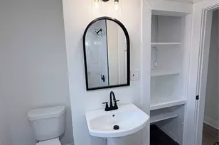 1526 E 32nd 1/2 St, Houston, TX 77022 - Photo 10