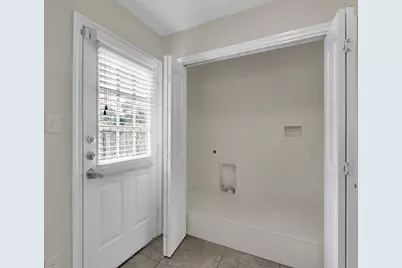 167 S Bend Court #A, Willis, TX 77378 - Photo 8