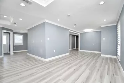 9126 Troulon Drive, Houston, TX 77036 - Photo 8