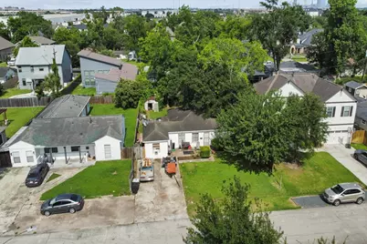 1416 Aldrich Street, Houston, TX 77055 - Photo 2