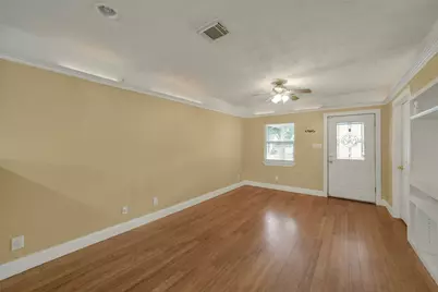 3214 North Avenue, Needville, TX 77461 - Photo 4