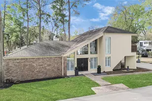 525 Rancho Bauer Dr, Houston, TX 77079 - Photo 1