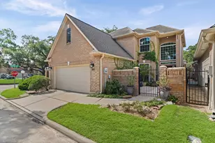 8003 Oakwood Hollow St, Houston, TX 77040 - Photo 2