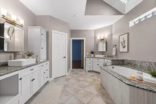 8003 Oakwood Hollow St, Houston, TX 77040 - Photo 14