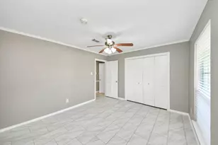 8119 Concho St, Houston, TX 77036 - Photo 18