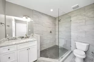 8119 Concho St, Houston, TX 77036 - Photo 22