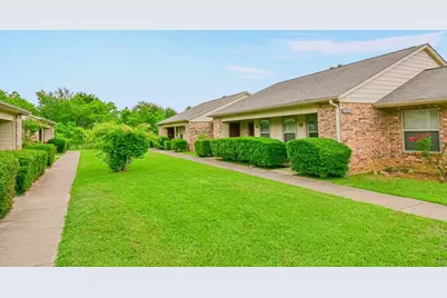 1220 Heritage Dr, Jacksonville, TX 75766 - Photo 2