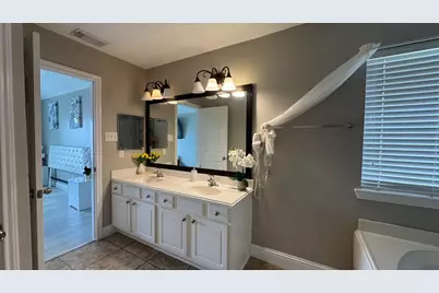16910 Great Oaks Glen Drive, Houston, TX 77083 - Photo 24