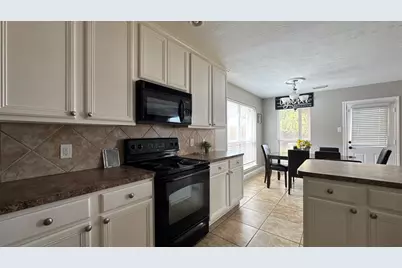 16910 Great Oaks Glen Drive, Houston, TX 77083 - Photo 14