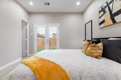 4661 Clover Street #A, Houston, TX 77051 - Photo 20