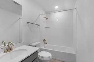 7807 Topaz Ridge Dr, Angleton, TX 77515 - Photo 22