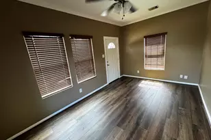 507 78th St, Houston, TX 77012 - Photo 8