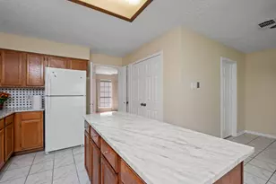 4131 Club Valley Dr Dr, Houston, TX 77082 - Photo 12