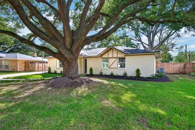903 Chetwood Circle, League City, TX 77573 - Photo 4