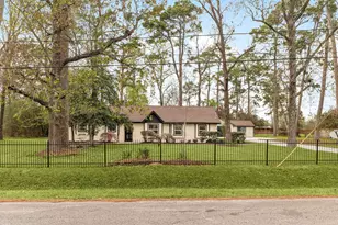 21315 Greengate Dr, Spring, TX 77388 - Photo 2