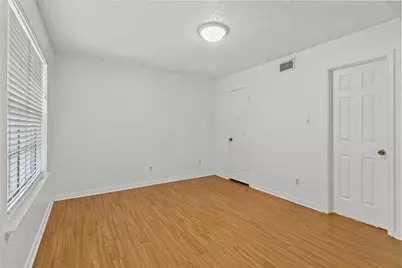 2300 Old Spanish Trail #1011, Houston, TX 77054 - Photo 10