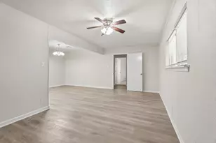 2808 28th Ave N, Texas City, TX 77590 - Photo 6