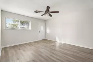 2808 28th Ave N, Texas City, TX 77590 - Photo 2