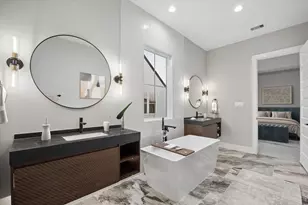 1181 W 19th St, Houston, TX 77008 - Photo 28