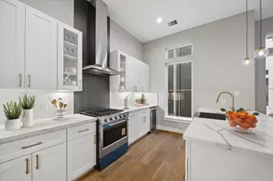 1181 W 19th St, Houston, TX 77008 - Photo 10