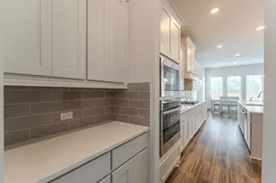 10 Fringetree Bark Ct, The Woodlands, TX 77375 - Photo 18