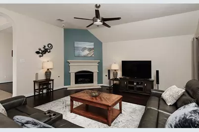 18 Estherwood, The Woodlands, TX 77354 - Photo 10